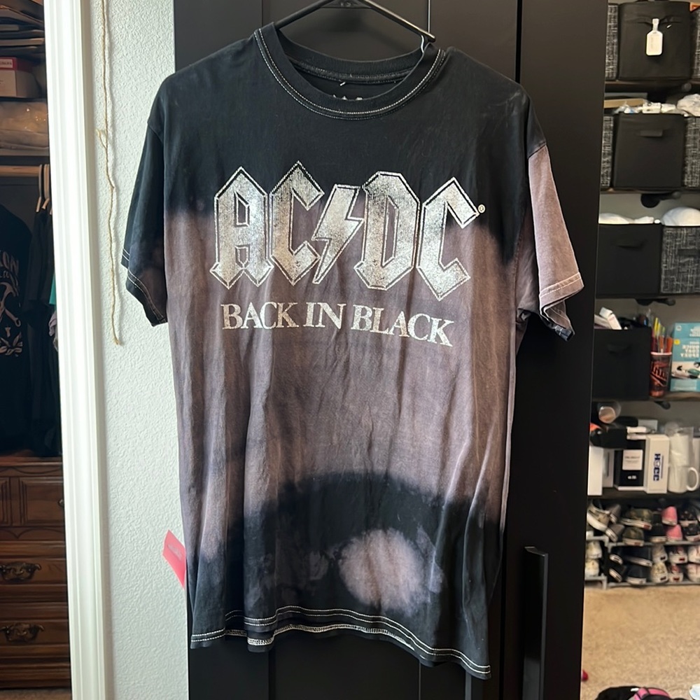 AC/DC distressed tshirt- size s/m